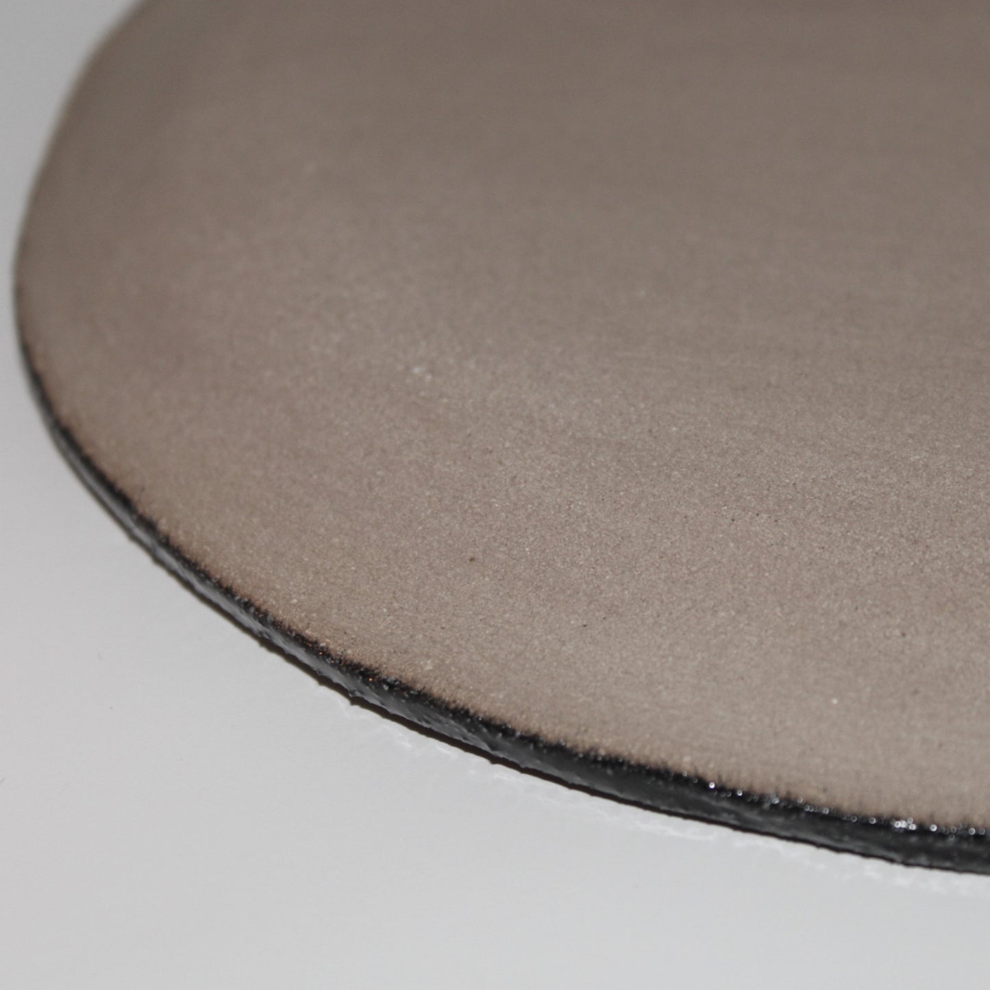 πͺππ πππππ βπππ | Handcrafted 8-Inch Dinner Plate in Glossy Black