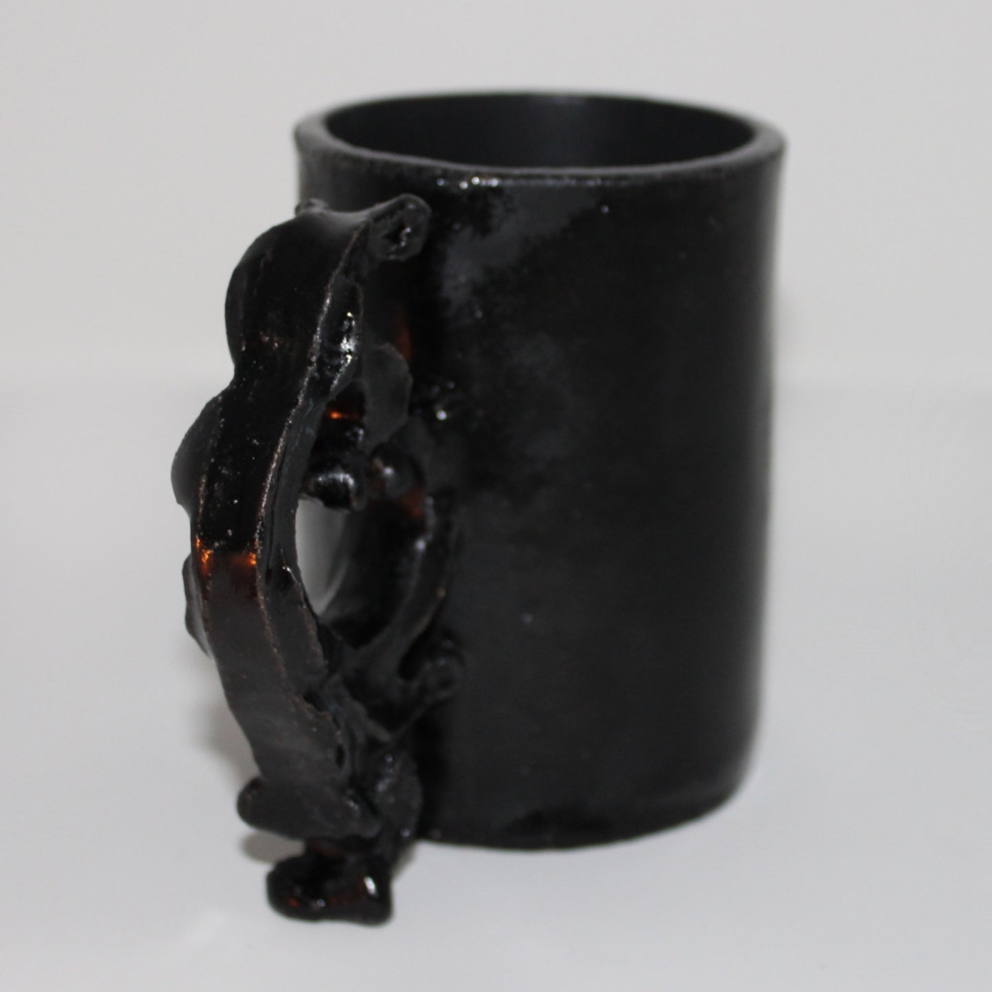 𝒩𝑜𝑐𝑡𝑢𝑟𝑛𝑒 ℳ𝑢𝑔 𝒩𝑜.𝟸 | Handmade Gothic-Style Ceramic Mug | Unique Medieval Handle | 12-Ounce Capacity